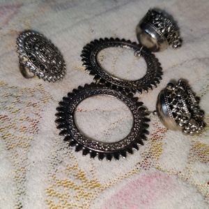 Earings And Rings