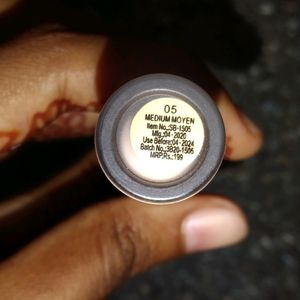 Swiss Beauty Liquid Concealer