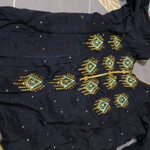 Embroidery Suit