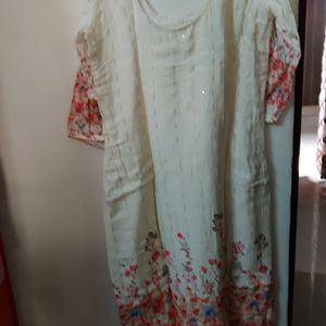 Silk Kurta With Flower Design