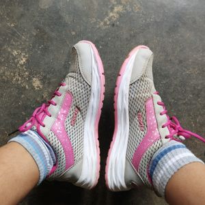 Sports Shoes