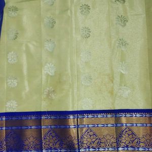 New Saree With Unstitched Blouse Piece💙