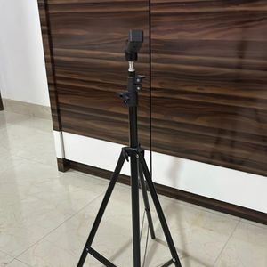 Tripod