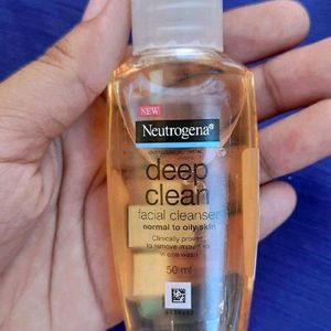 Neutrogena Deep Facial Cleanser