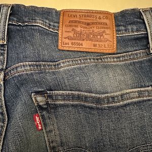 Levis Jeans