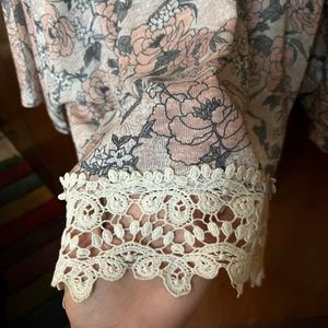 Dorothy Perkins Lace Shrug