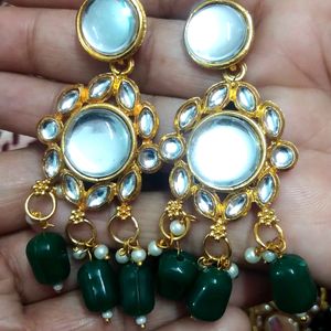 Beautiful Kundan Set