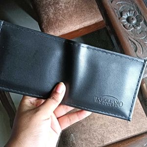 Black Wallet