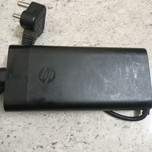 HP ORIGINAL  200 WATT NEW LAPTOP CHARGER