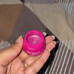 Lip Plumping Mask In Pomegranate Flavour