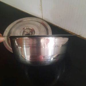 Stainless Steel Serving Pot With Lid