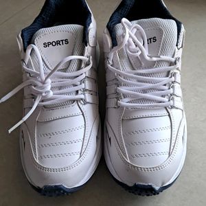 Sports Shoes