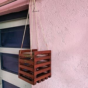 Hanging Flower Basket 🧺