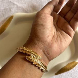 Leaf Kada Bracelet