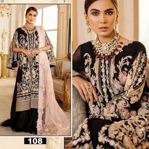 Brand New Pakistani Trendy Embroidered Suit😍