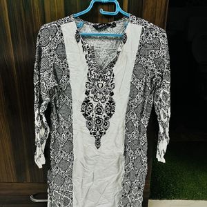 New Imaara Pakistani Long Beautiful Kurti