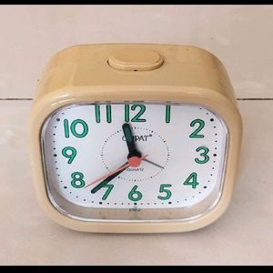 Orpat Table Clock