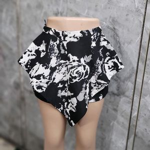 Black White Printed Short Cum Skirt