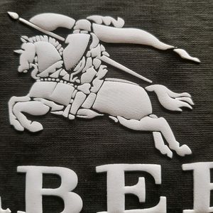 Burberry Tshirt