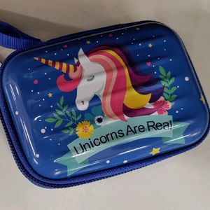 Accessories pouch