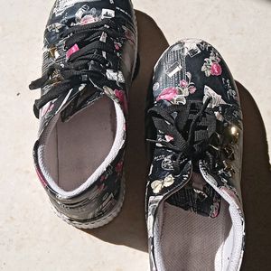 Girls Shoes