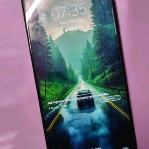 Samsung Galaxy A30