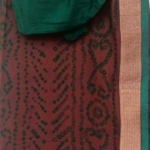 Mehendi Green Saree With Golden Border And Blouse