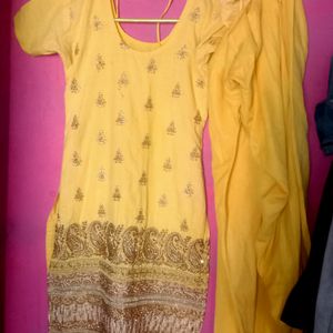 Salwar Suit 💛🛍️