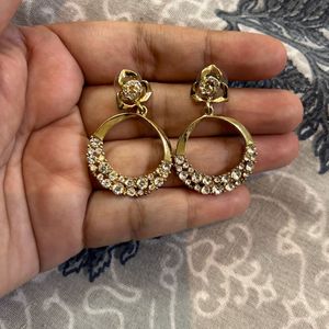 6 Set Of Earrings On Sale