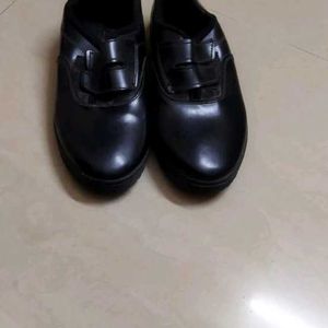 Women's Leather stylish Shoe School Wear