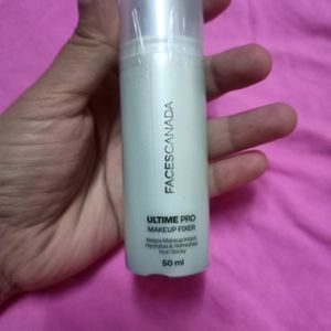 Faces Canada Ultimate Pro Makeup Fixer