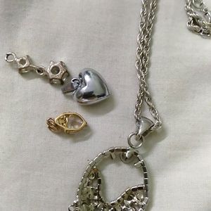 Elegant Pendents And Chain