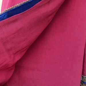 Pink Saree With Beautiful Blue Border!