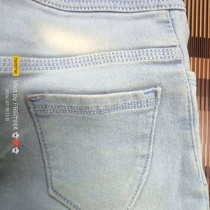 (N-05) 26 Size Slim Fit Denim Jeans