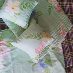 Double Bedsheet With Pillow Covers