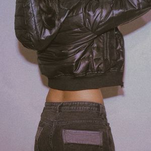 SSASSFARAS CROPPED PUFFER JACKET