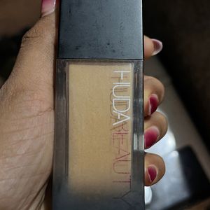 HUDA Beauty Foundation