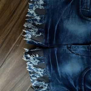 High Waist Distress Detailing Denim Shorts