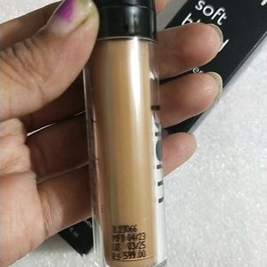 Plum Concealer -130N Tan Glow