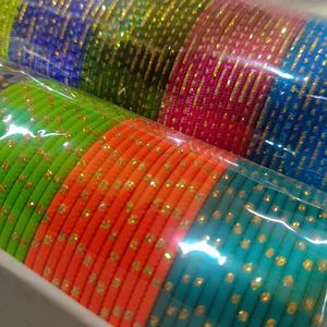 Combo Box Of Metal Bangles In Various Color ❤️