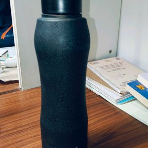 Black Flipkart water bottle 1 Ltr