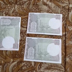 Low Price Deal:-Rare Original One Rupee 2 Notes