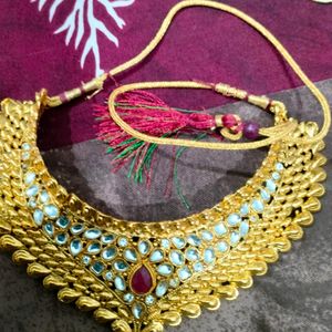 Kundal Gold Set