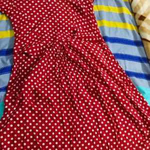 Old Cinematic Model Dress Red And White Dotted