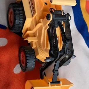 REMOTE CONTROL EXCAVATOR