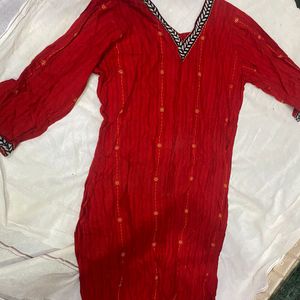 Red Kurti