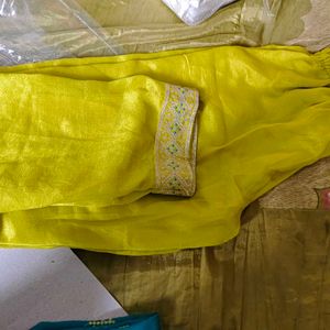 Beautiful Kurti Pant Dupatta Set