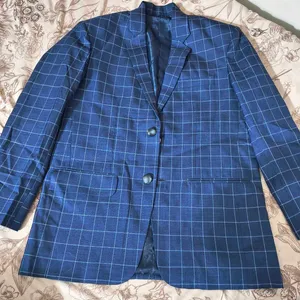 Men 3pc Coat Suit Size ( M , L XL)