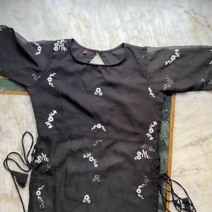 Black color Embroidered women kurta