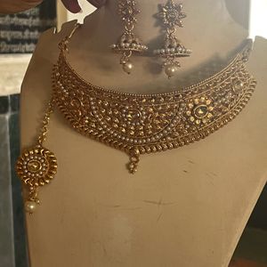 Moti, Diamond Necklace Set With Earrings Mangtika